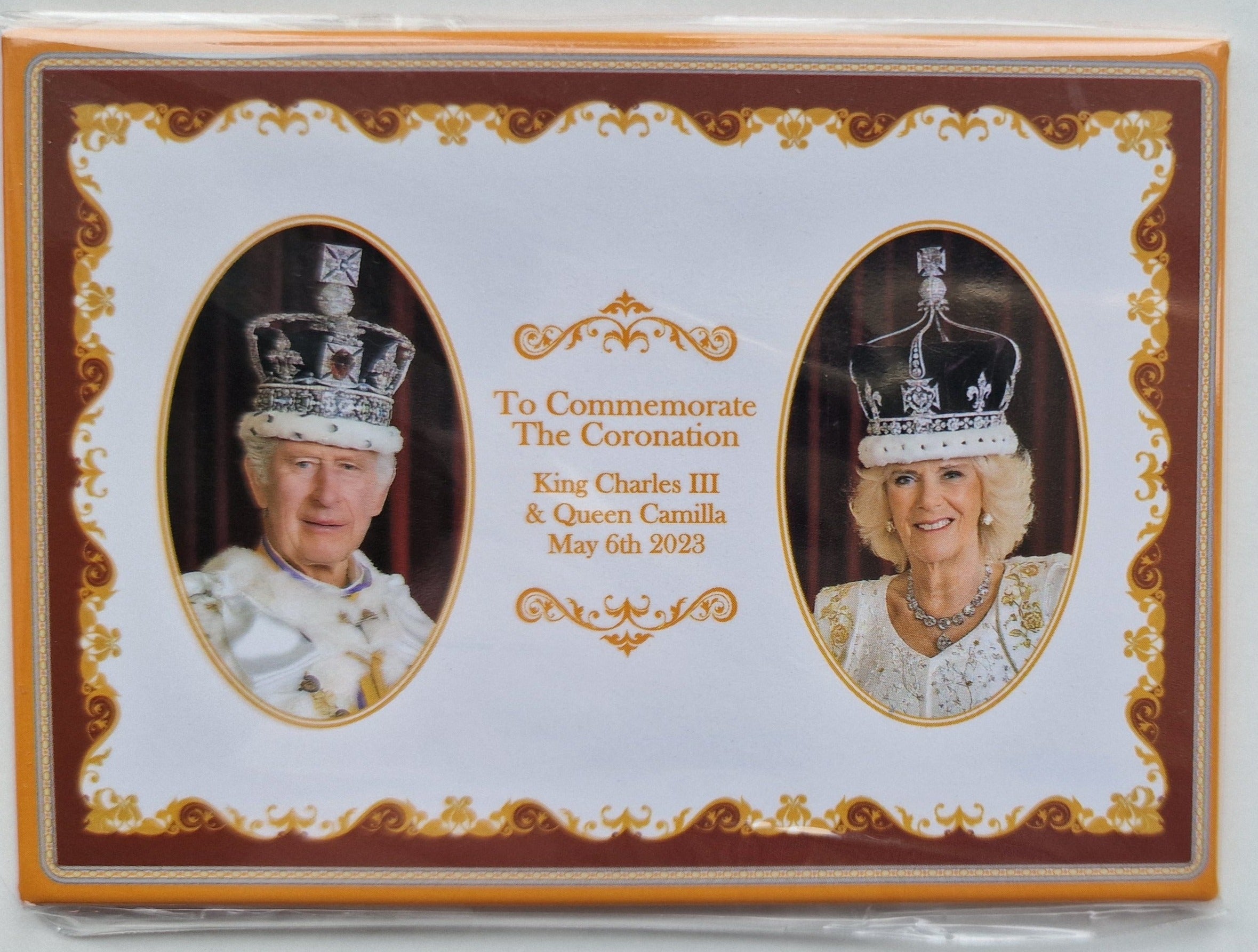 order-your-favorite-kuhlschrank-magnet-mit-king-charles-iii-queen-camilla-motiv-supply_0.jpg